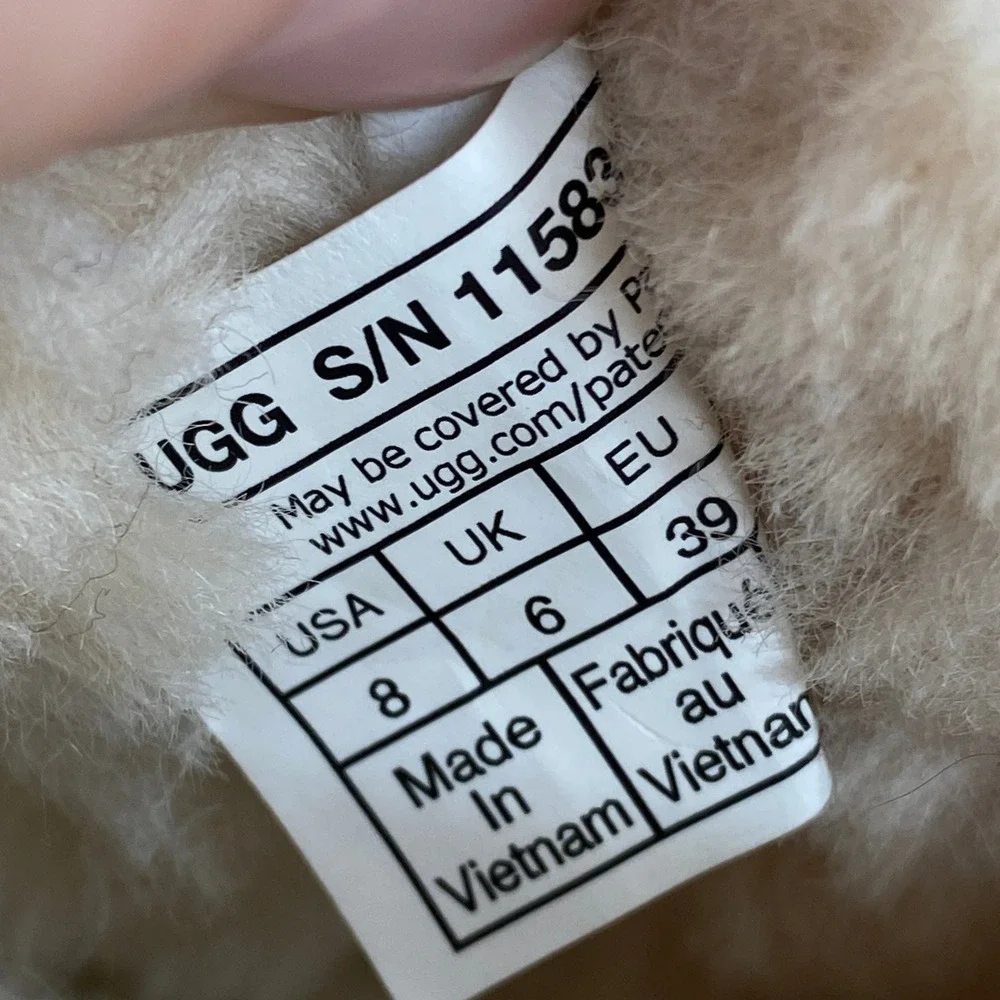 UGG Classic Ultra Mini Platform Boot Chestnut Suede 1135092 Womens 8‎